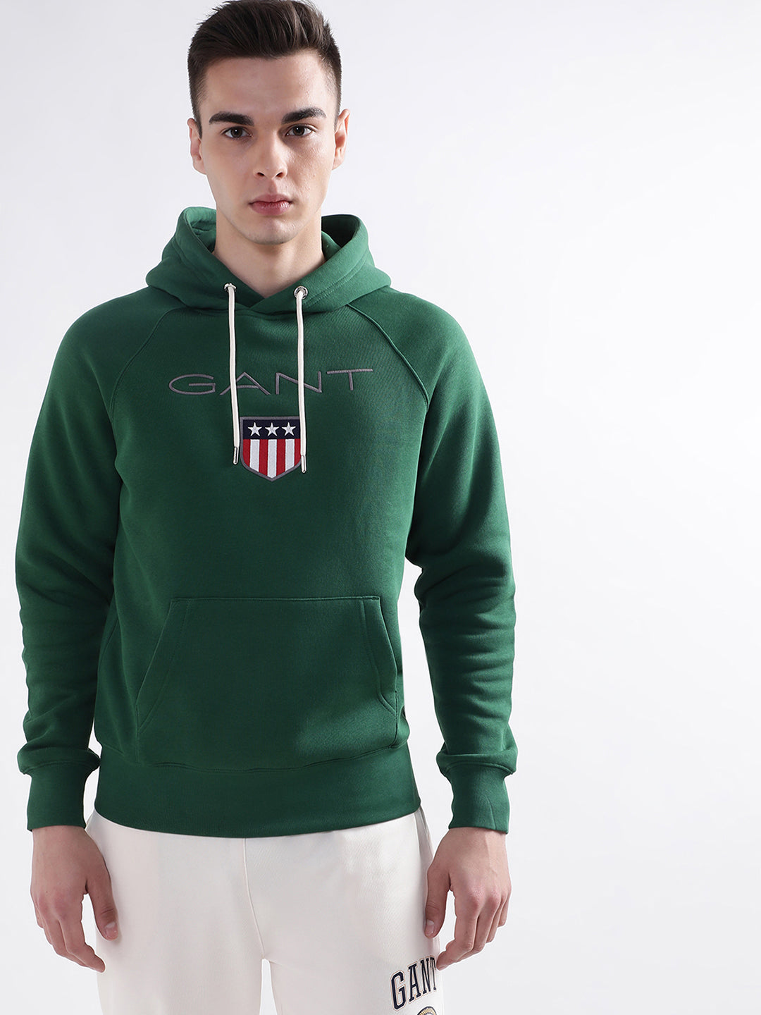 Shop Gant Men Green Solid Hooded Sweatshirt Online – Iconic India