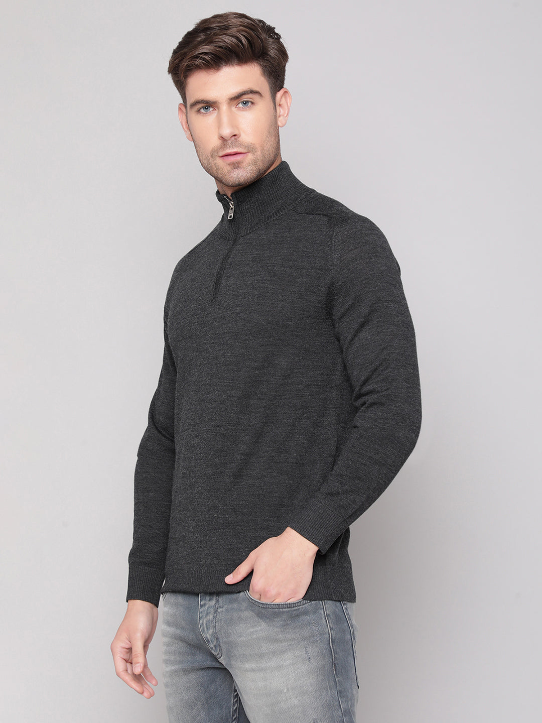 Bruun & Stengade Men Grey Solid Round Neck Sweater