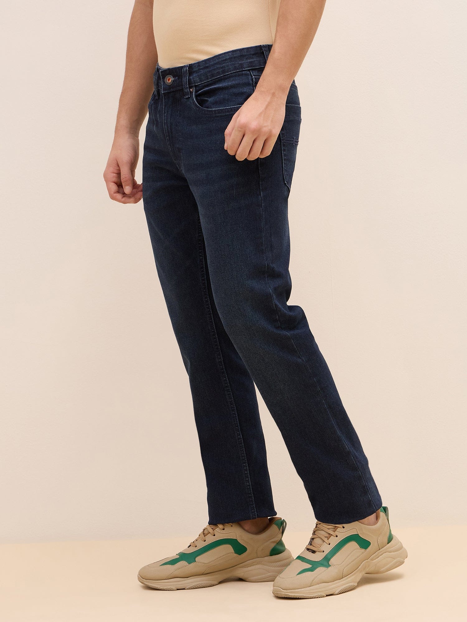 Iconic Men Blue Slim Fit Solid Jeans