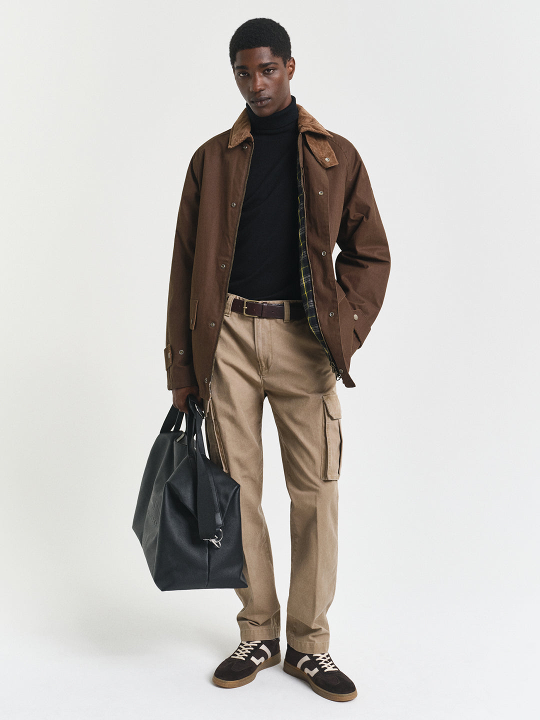 Gant Men Blue Regular Fit Solid Trouser