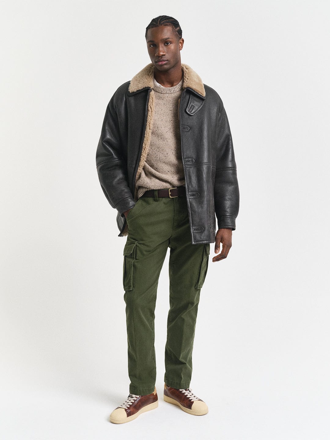 Gant Men Blue Regular Fit Solid Trouser