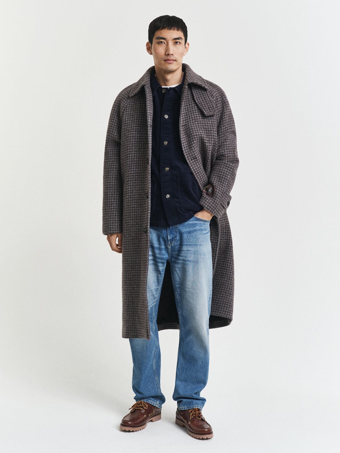 Gant Men Blue Solid Collar Shirt