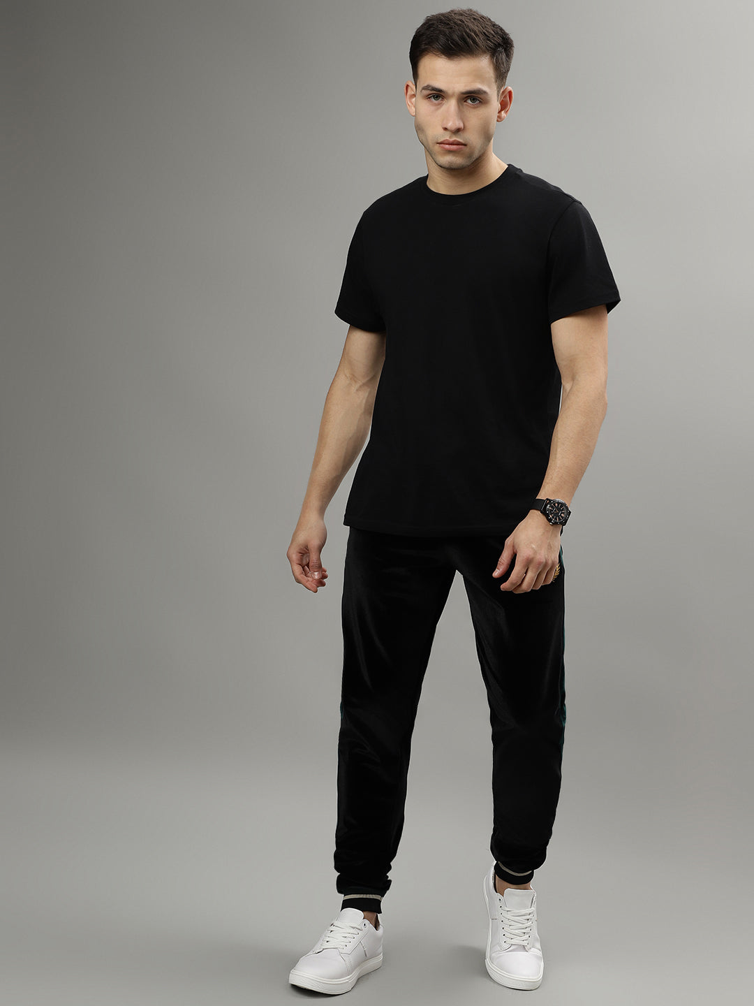 Iconic Men Black Solid Regular Fit Mid-Rise Track Pants