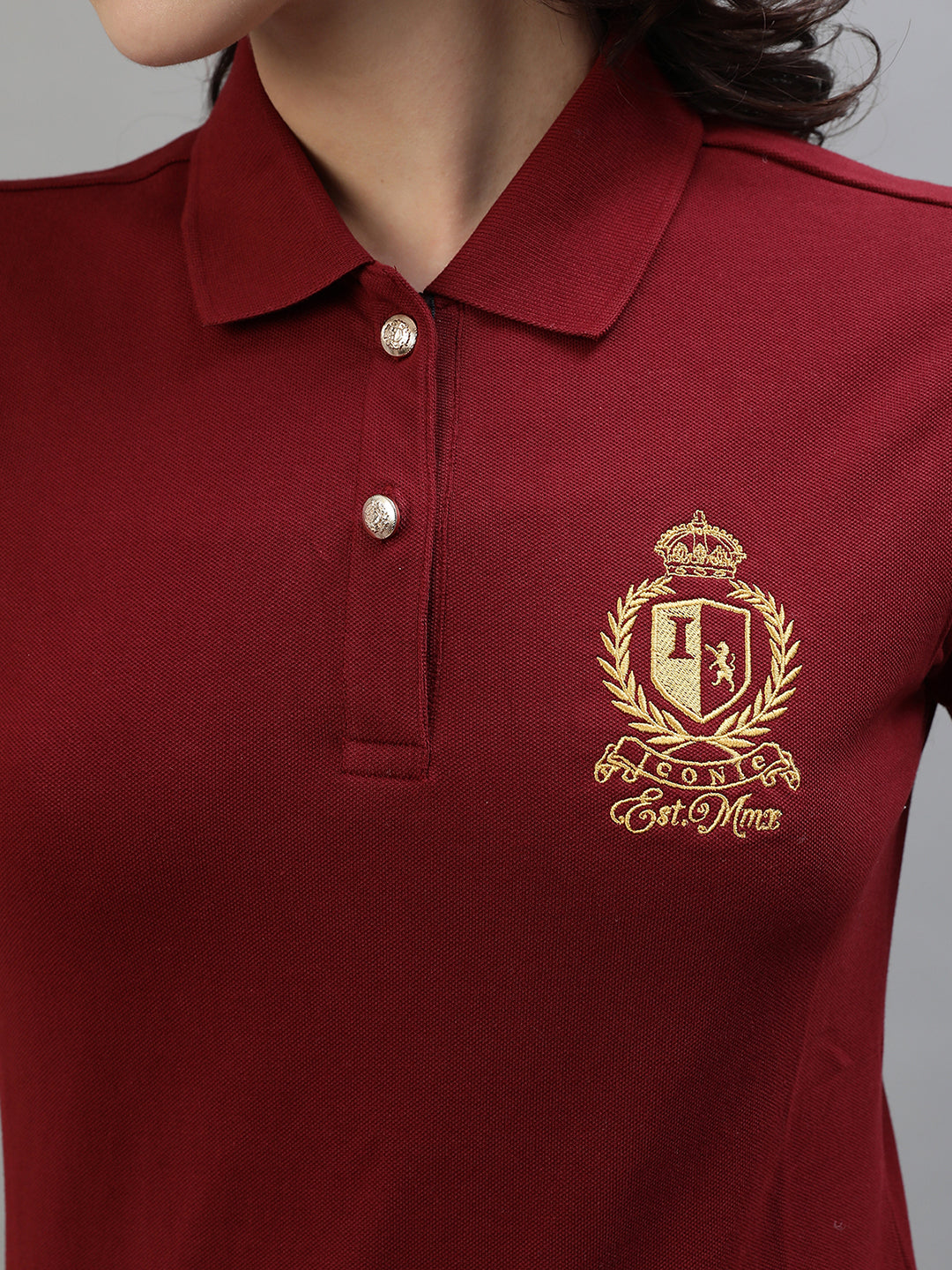 Iconic Women Maroon Solid Polo Collar Short Sleeves Tshirt
