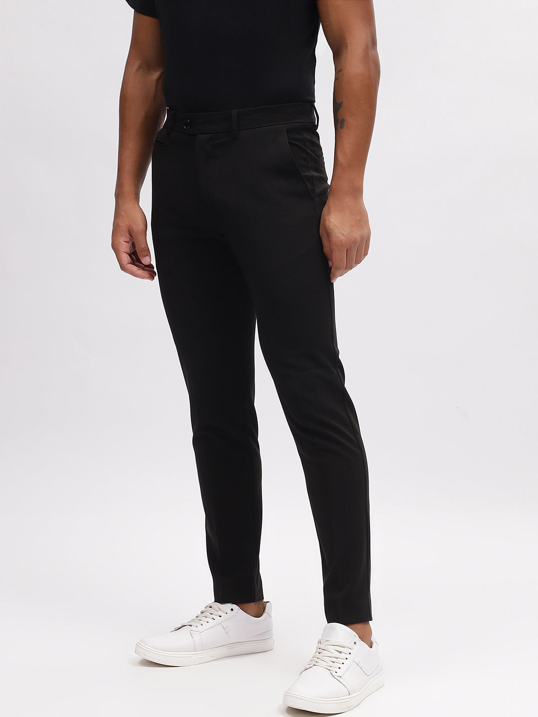 Lindbergh Men Black Solid Slim Fit Trouser