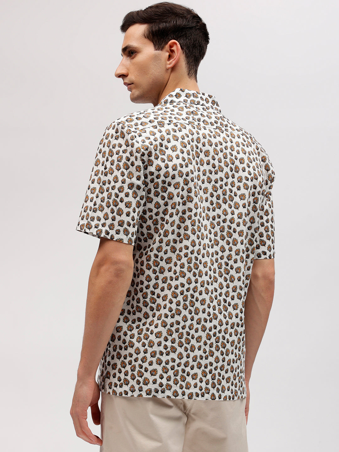 Lindbergh Men White Printed Resort Collar Short Sleeves Shirt