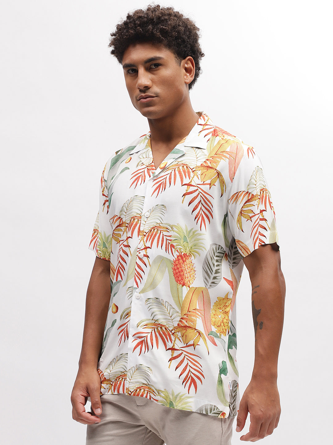 Lindbergh Men White Printed Resort Collar Short Sleeves Shirt