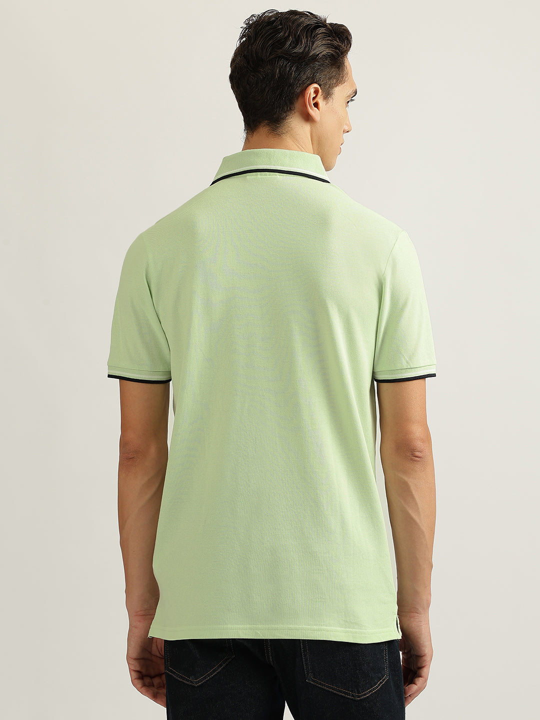Lindbergh Men Green Solid Collared Short Sleeves Polo Tshirt