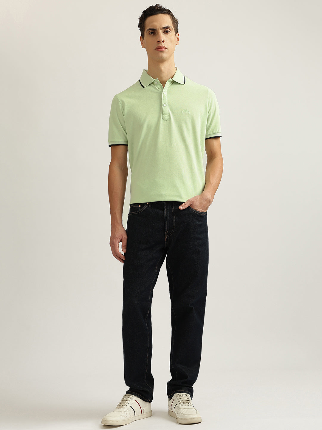 Lindbergh Men Green Solid Collared Short Sleeves Polo Tshirt