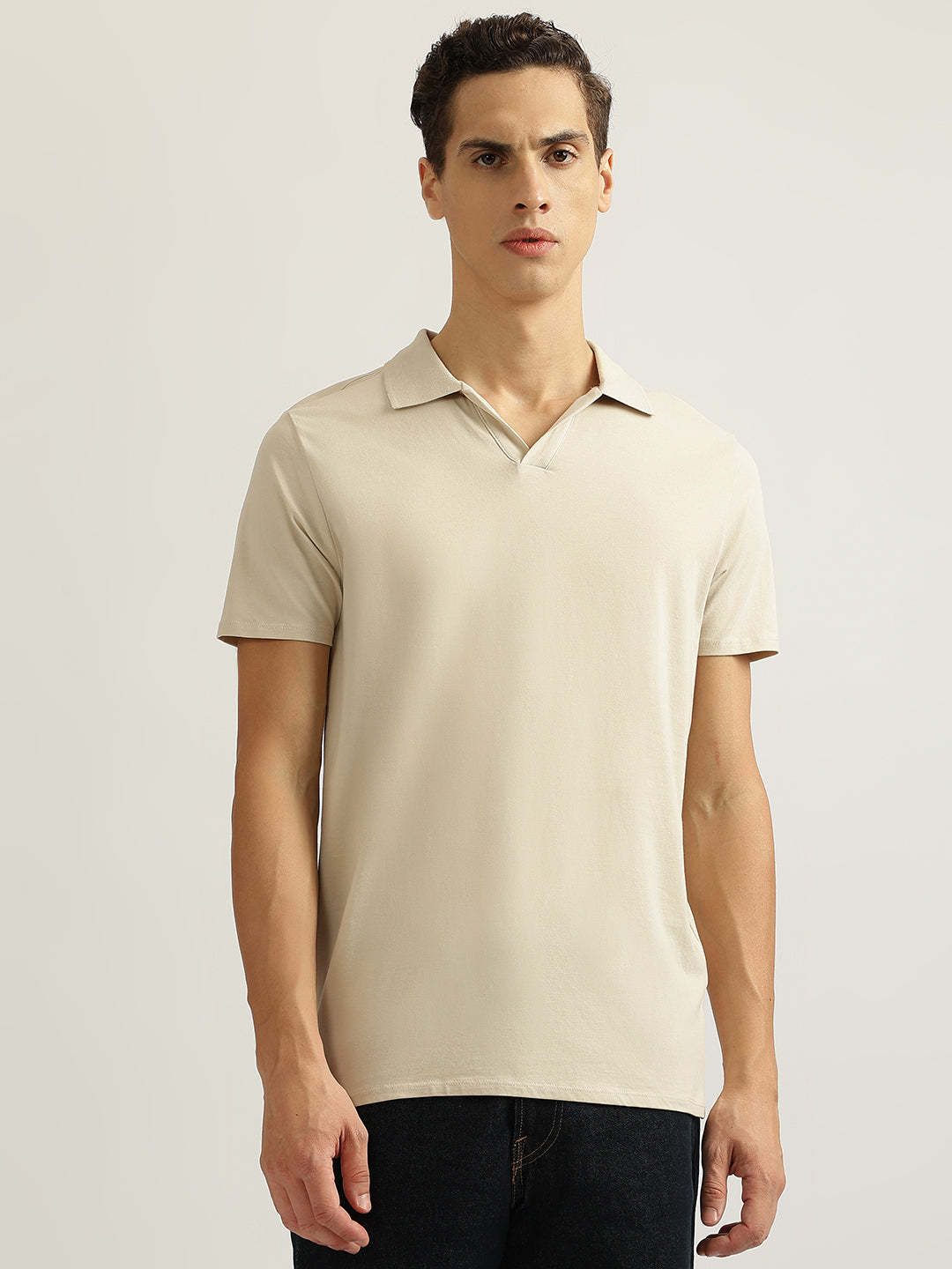 Lindbergh Men Beige Solid Collared Short Sleeves Polo Tshirt