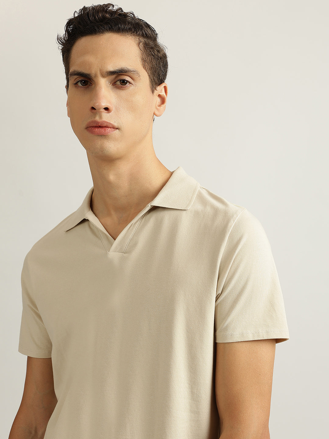 Lindbergh Men Beige Solid Collared Short Sleeves Polo Tshirt