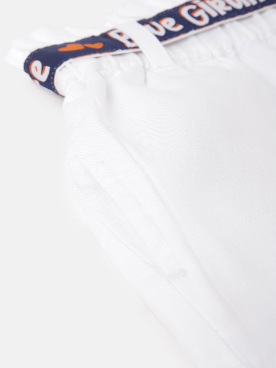 Blue Giraffe Girls White Solid Regular Fit Shorts