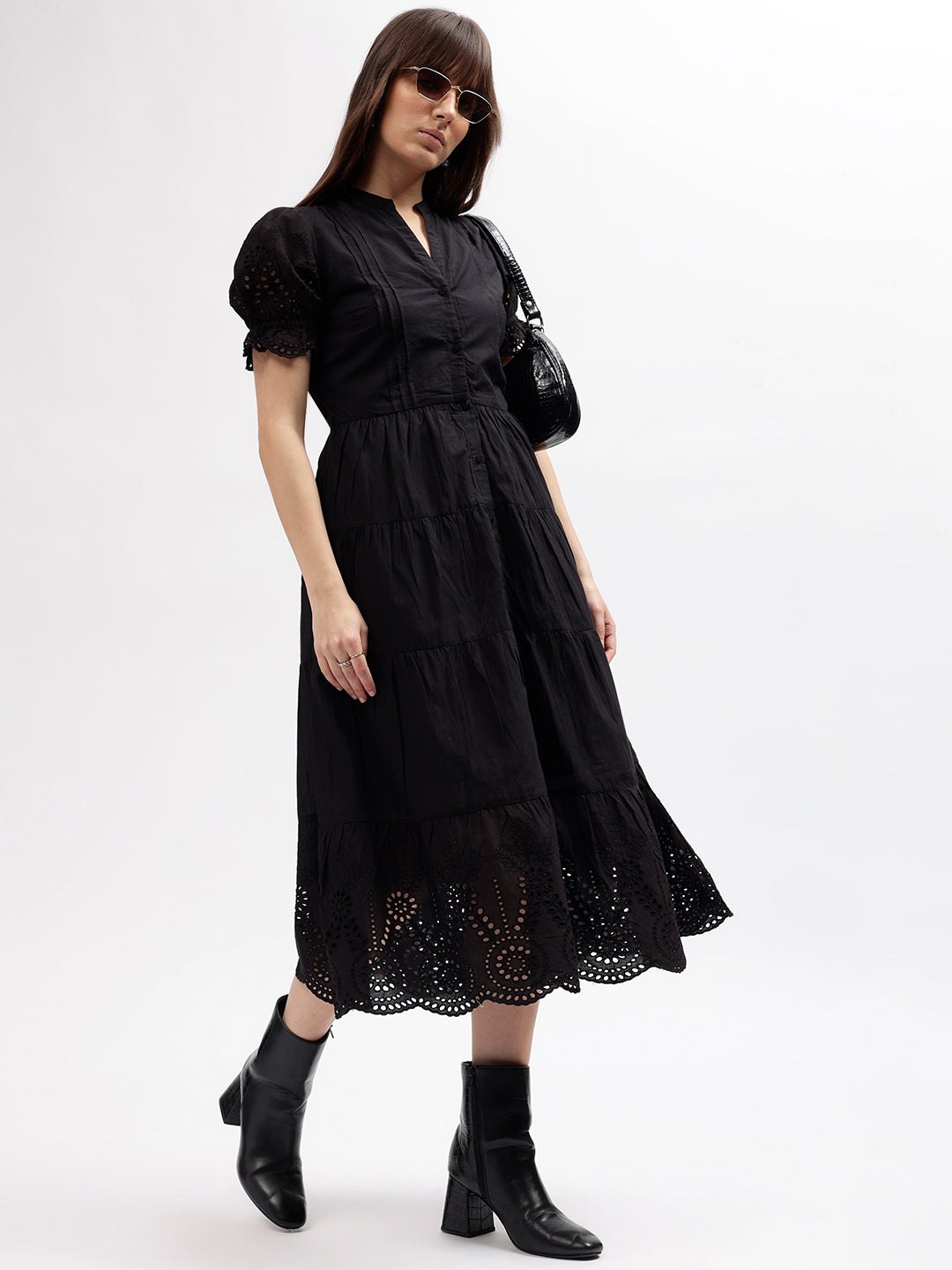 Elle Women Black Embroidered Mandarin Short Sleeves Dress