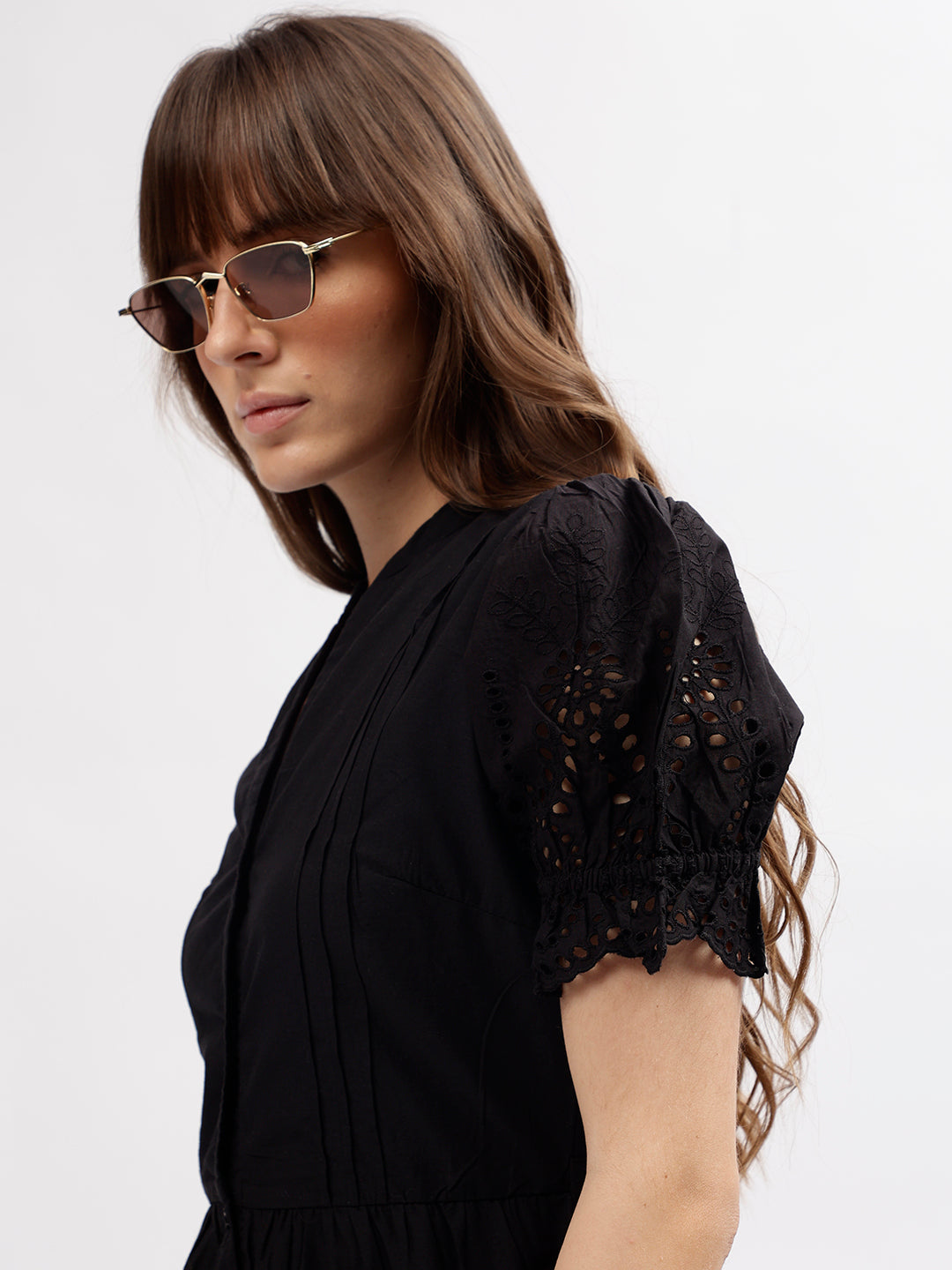 Elle Women Black Embroidered Mandarin Short Sleeves Dress