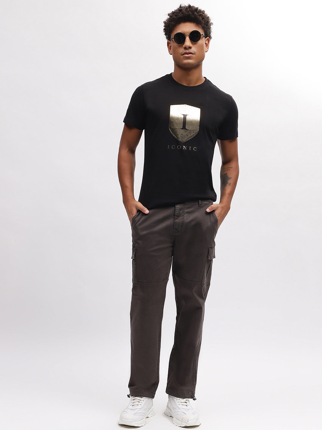 Iconic Men Black Cargo Fit Trouser