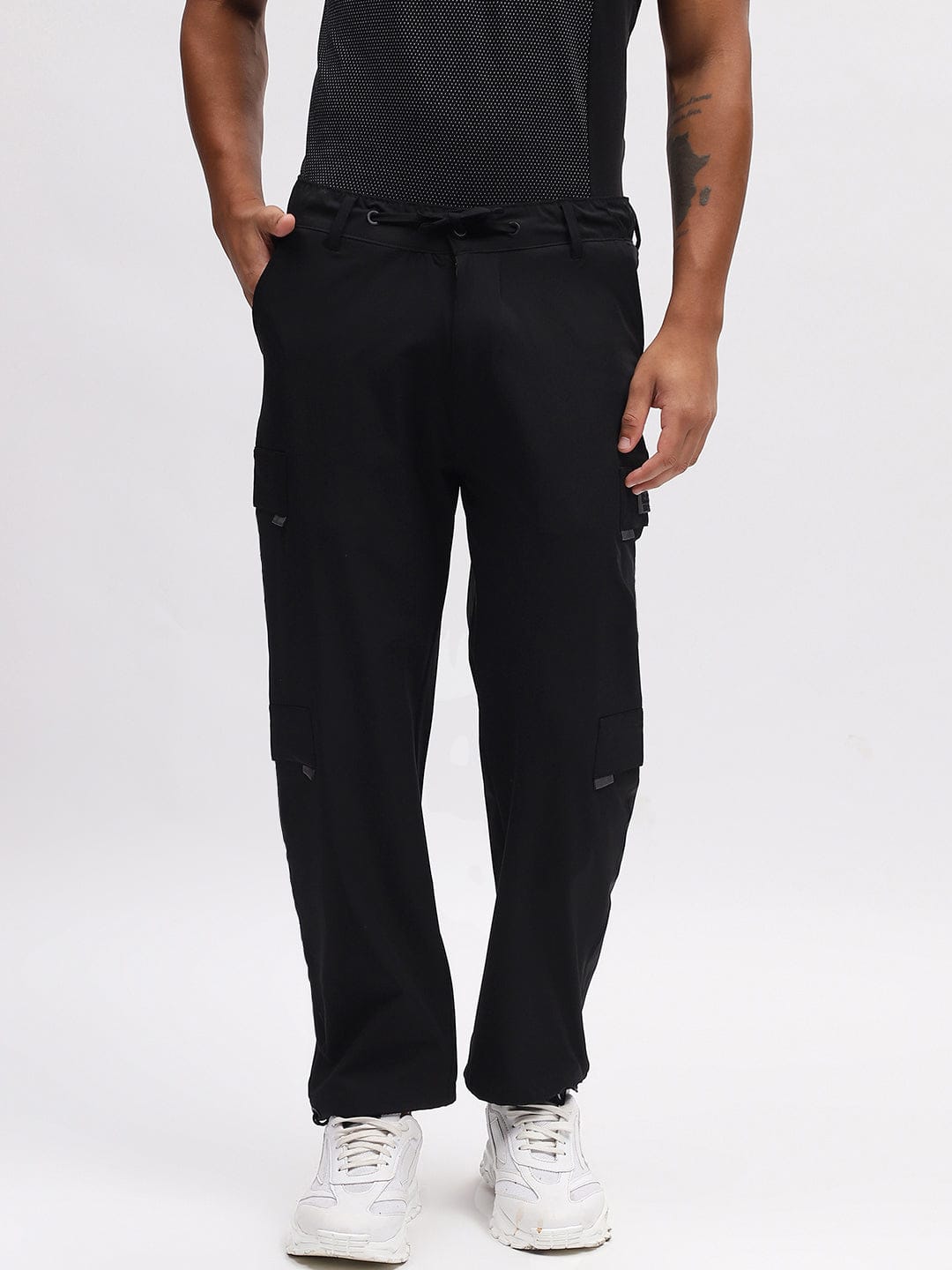 Iconic Men Black Cargo Fit Trouser