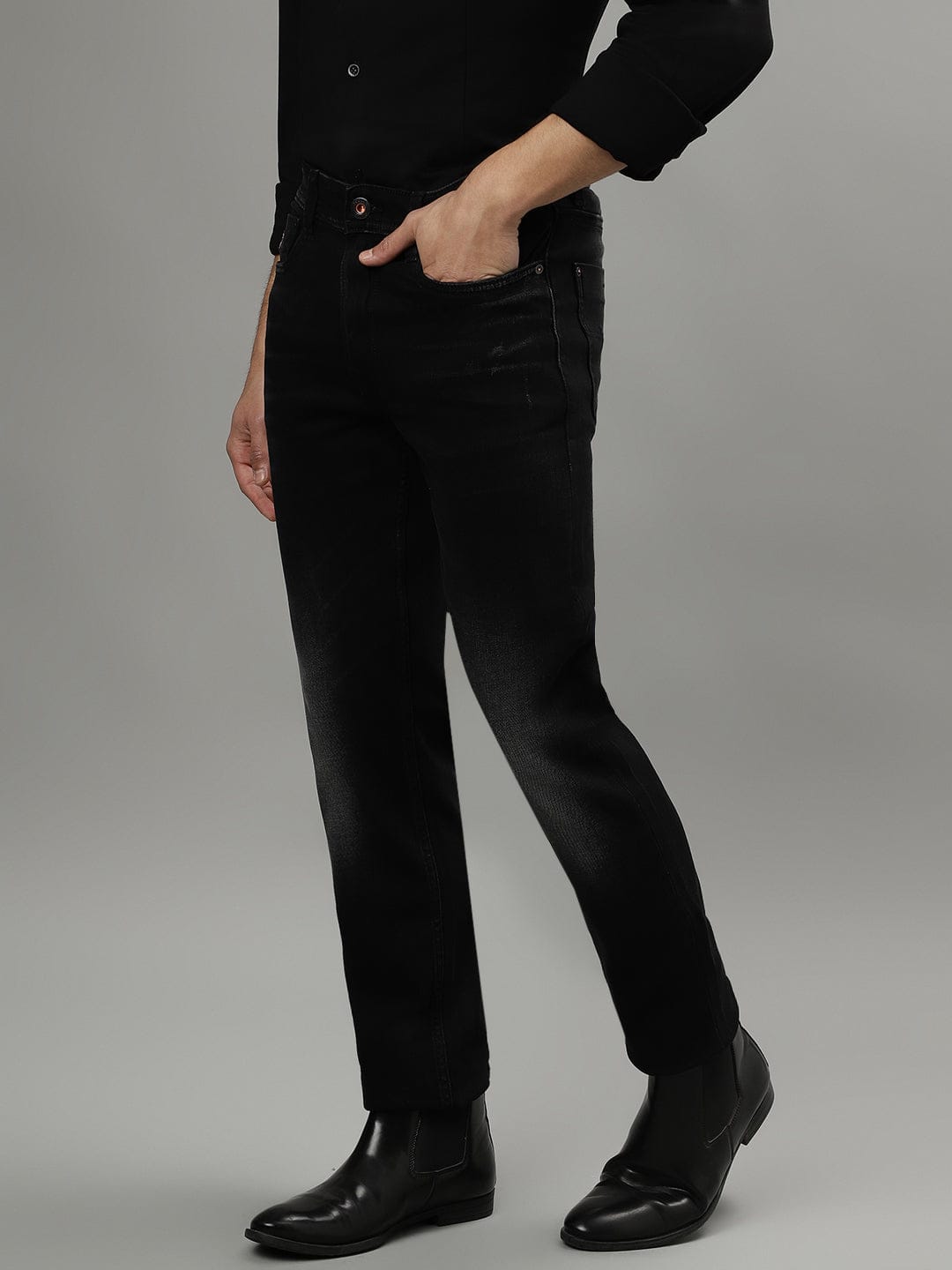 Iconic Men Black Slim Fit Jeans