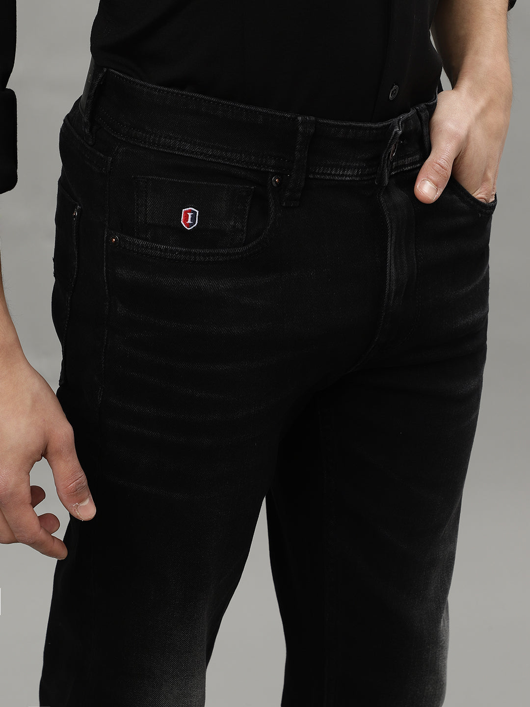 Iconic Men Black Slim Fit Jeans