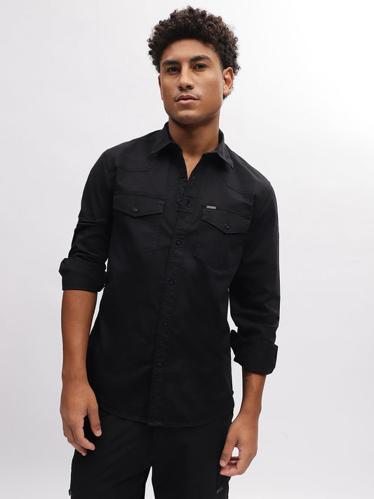 Iconic Men Black Solid Spread Collar Full Sleeves Shirt
