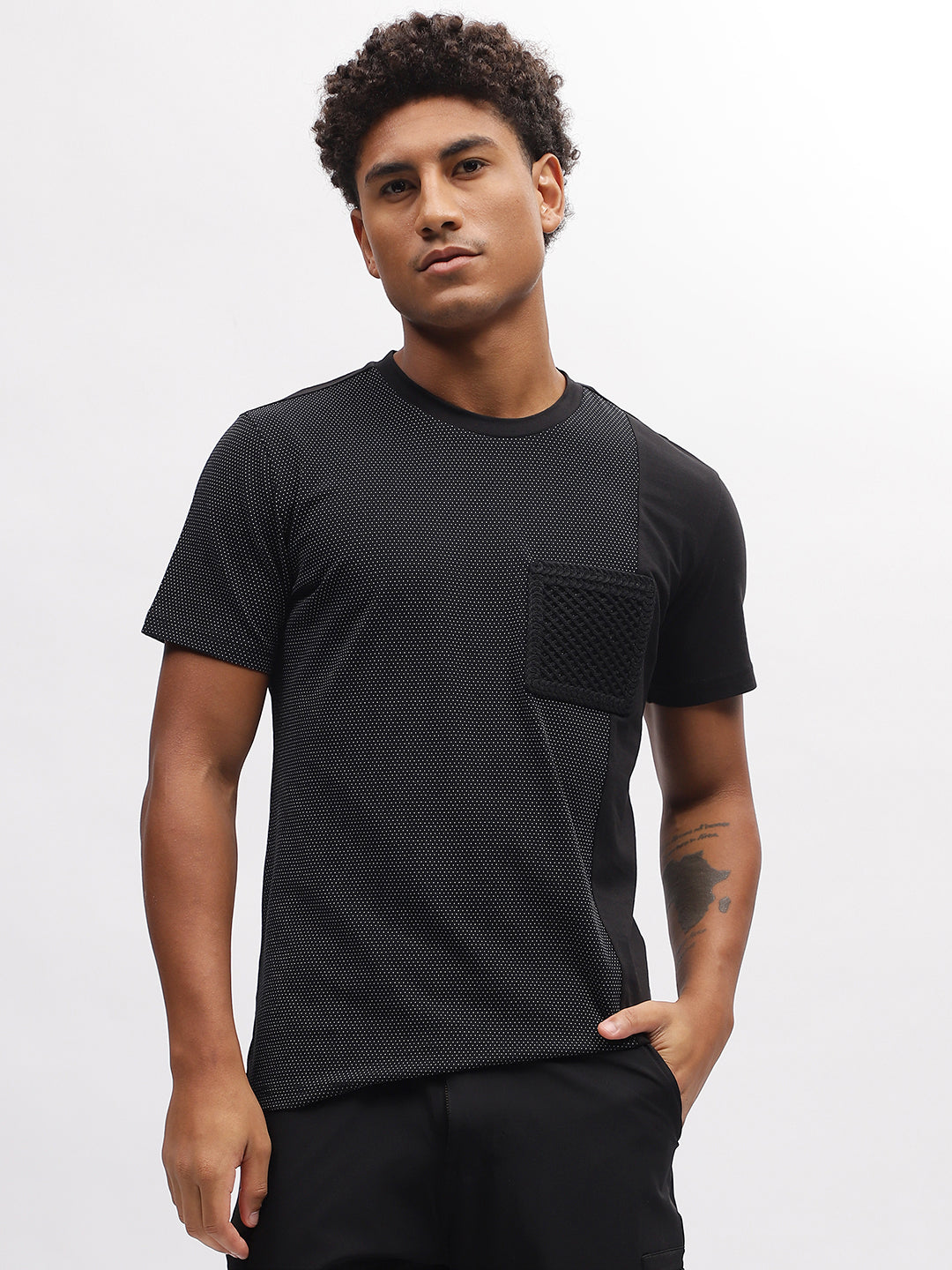 Iconic Men Black Printed Round Neck Short Sleeves T-Shirt