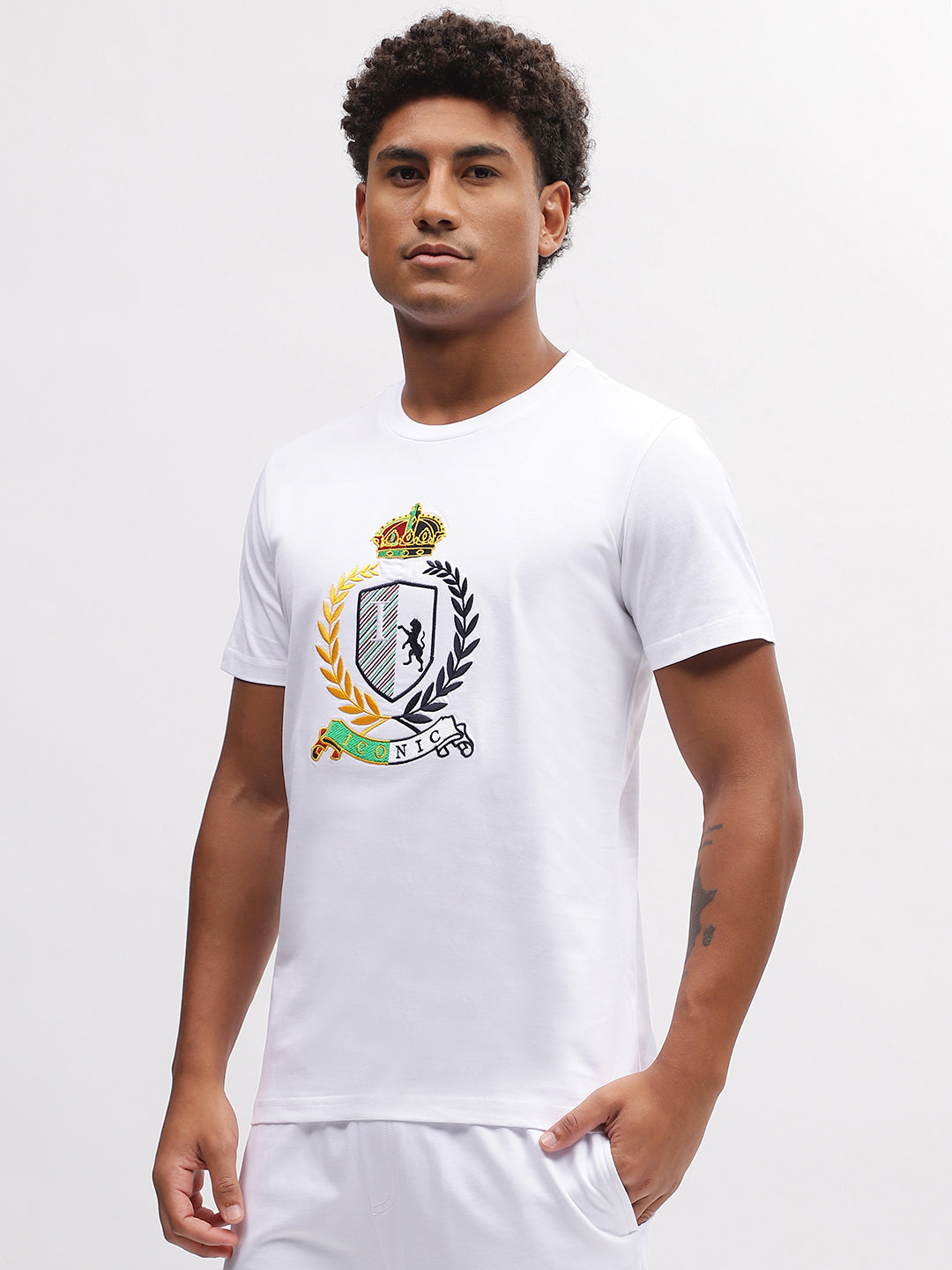 Iconic Men White Solid Round Neck Short Sleeves T-Shirt