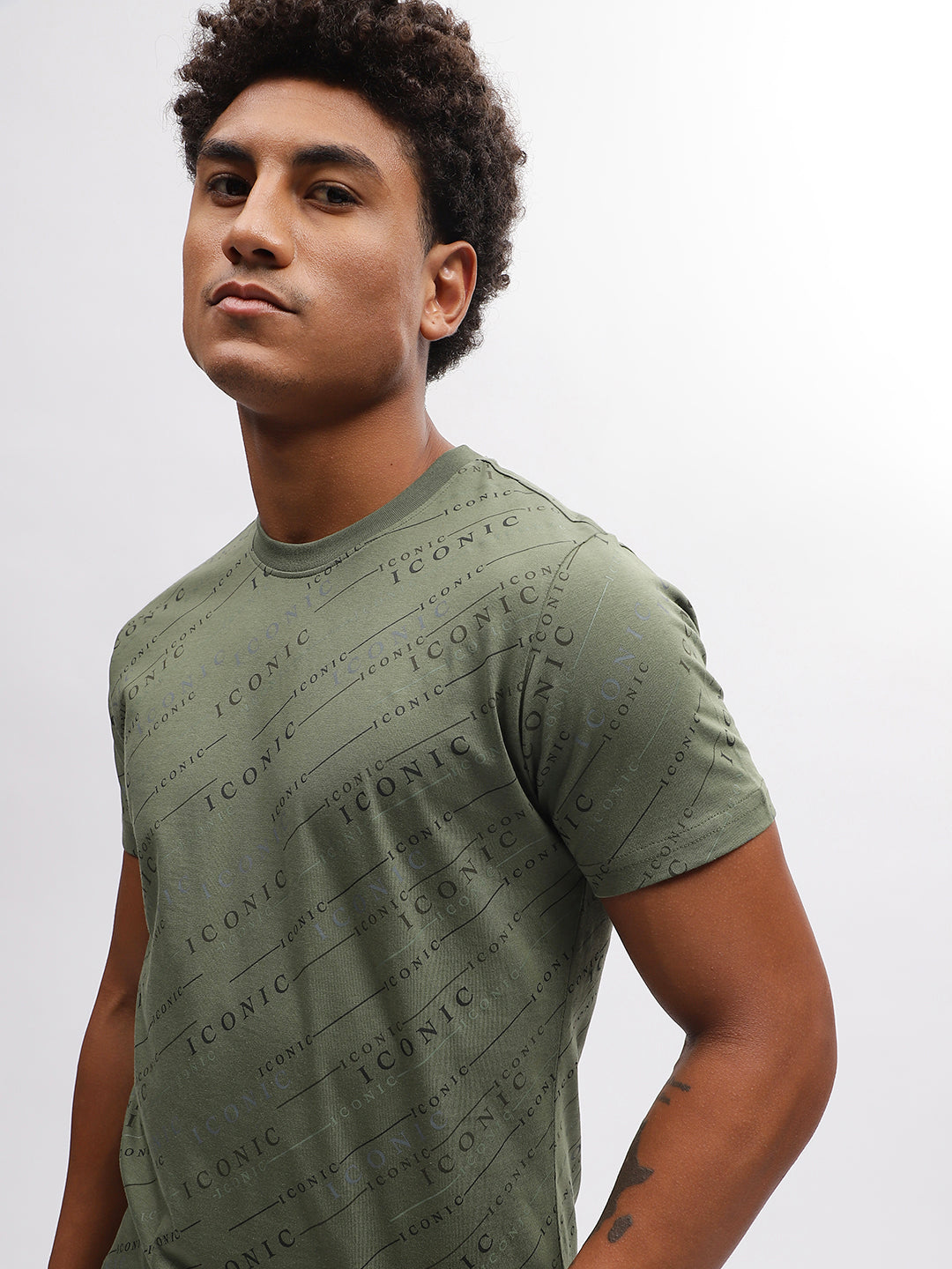 Iconic Men Olive Printed Round Neck Short Sleeves T-Shirt