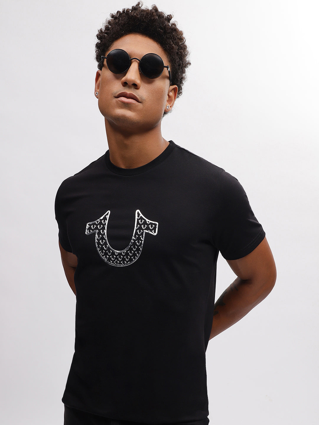 True Religion Men Black Solid Round Neck Short Sleeves T-Shirt