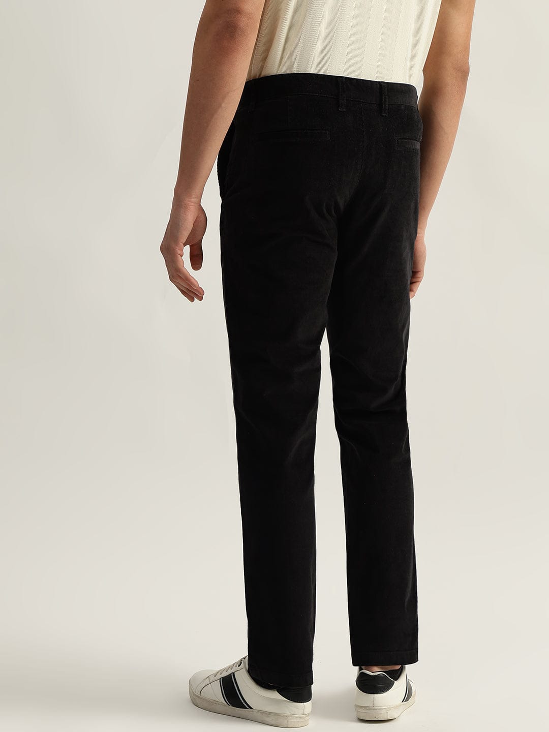 Iconic Men Black Slim Fit Solid Trouser
