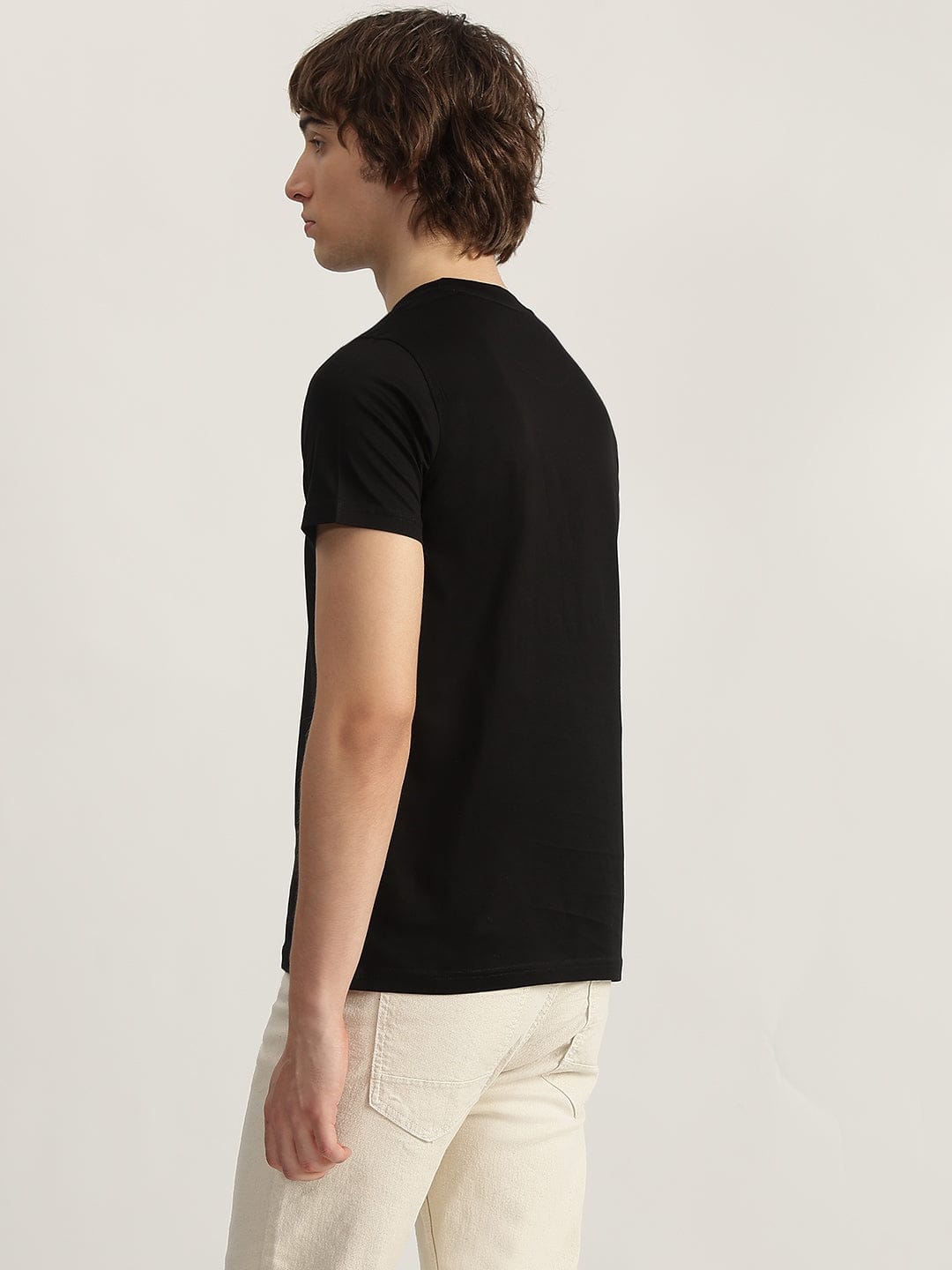 Iconic Men Black Solid Round Neck Tshirt