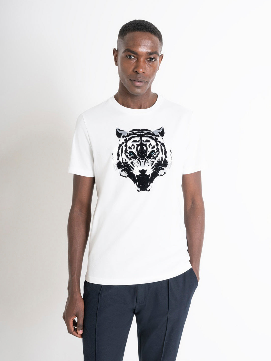 Antony Morato Men White Printed Round Neck Short Sleeves Tshirt