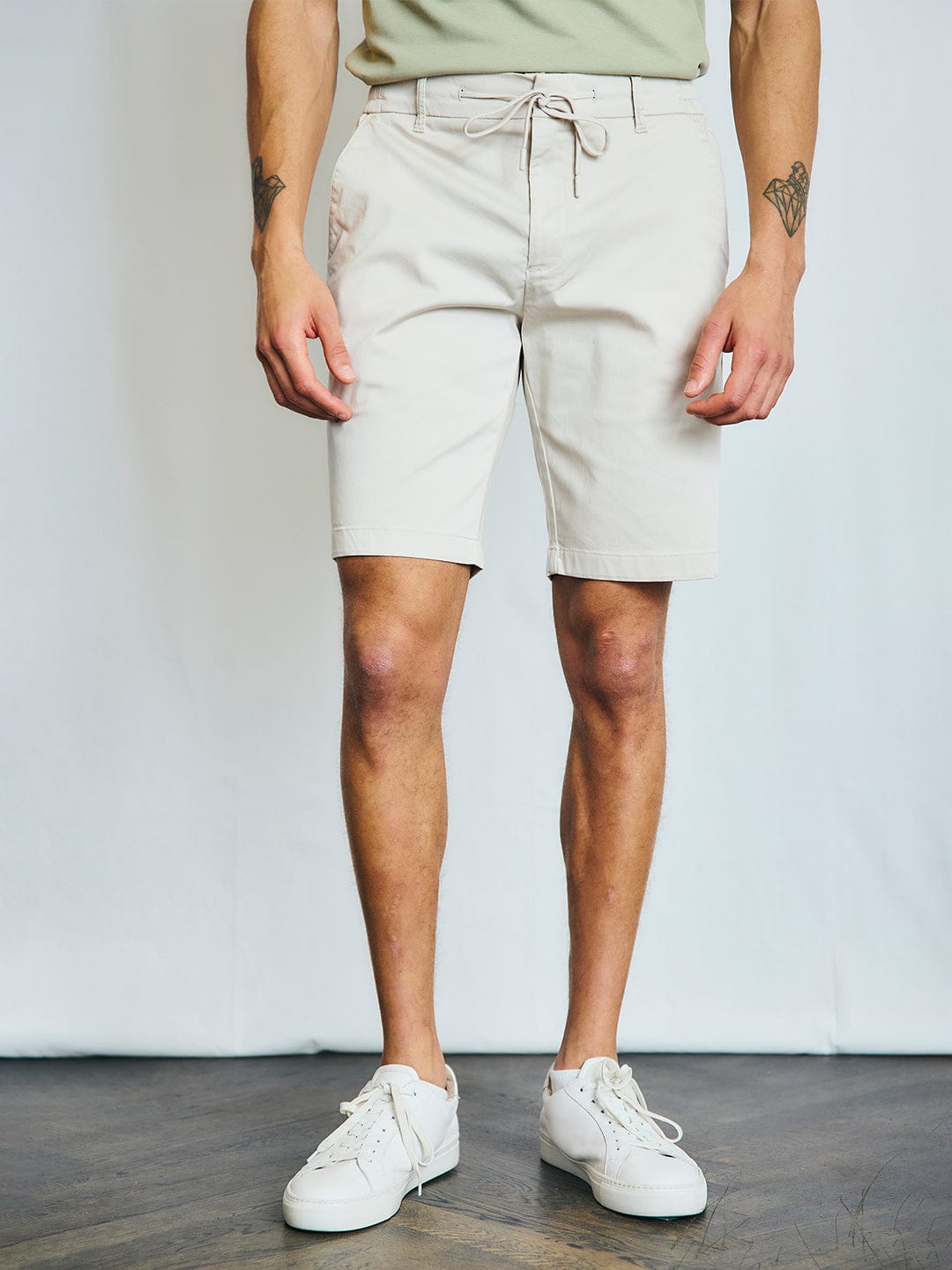 Bruun & Stengade Men Beige Regular Fit Solid Shorts