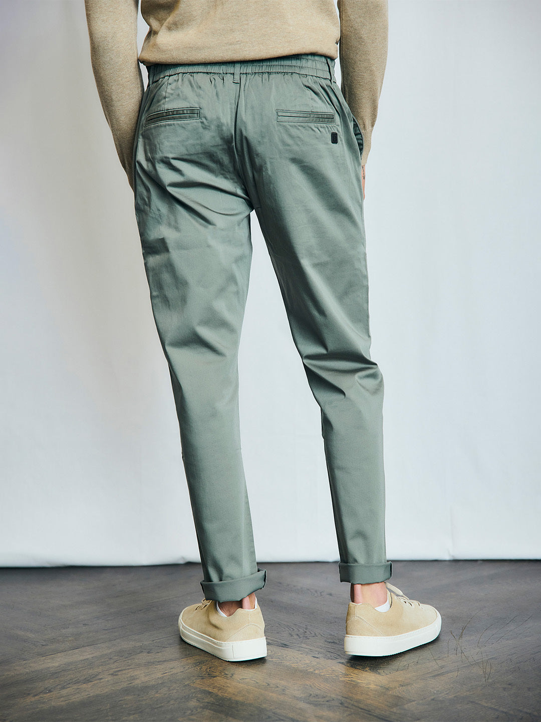 Bruun & Stengade Men Green Regular Fit Solid Trouser
