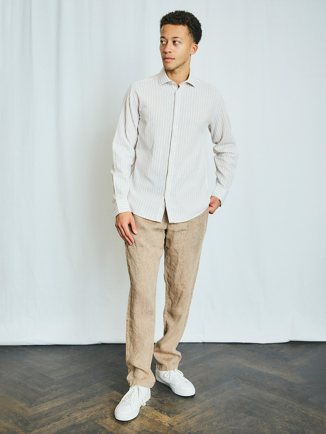 Bruun & Stengade Men Brown Regular Fit Solid Trouser