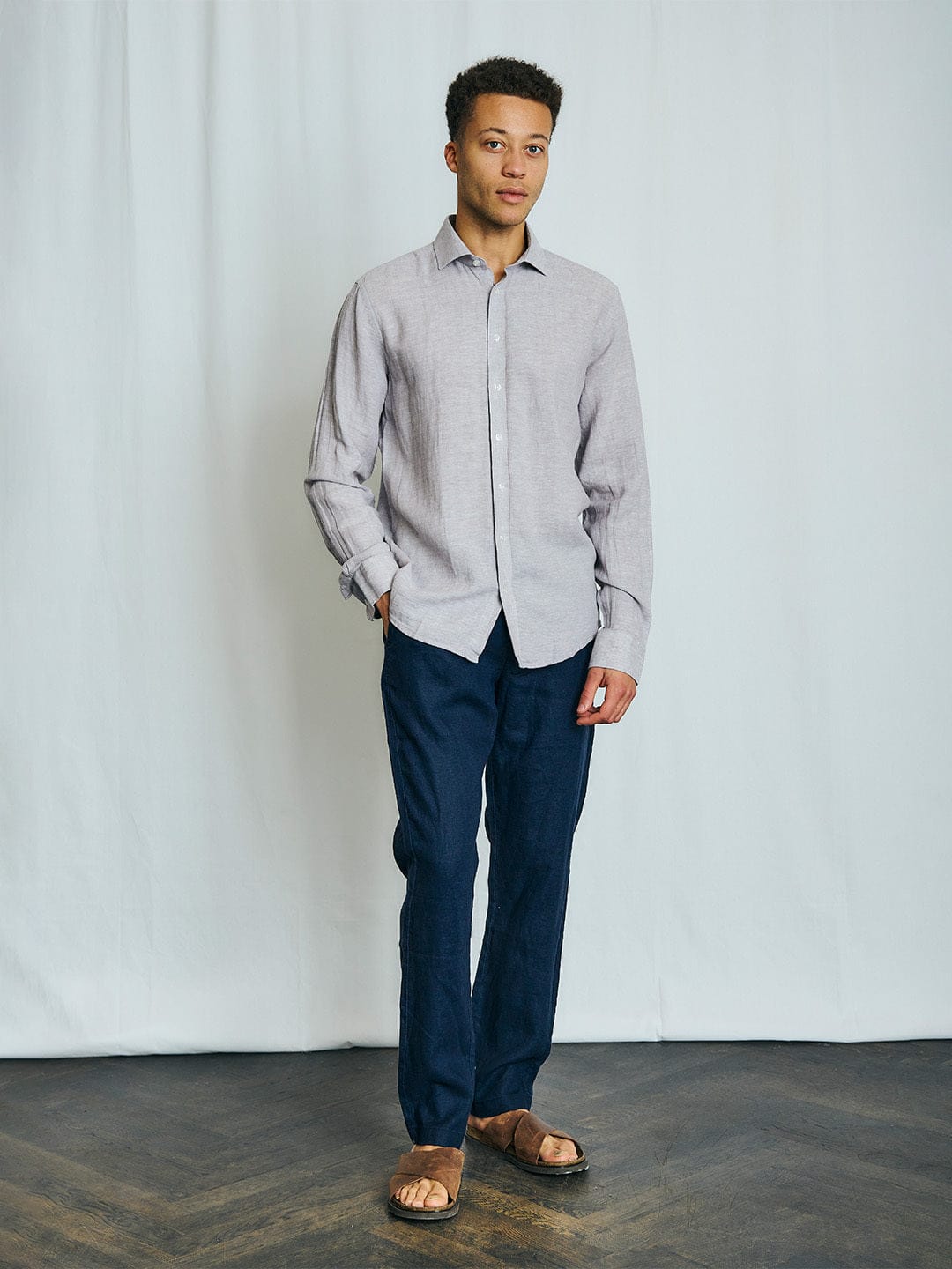 Bruun & Stengade Men Navy Regular Fit Solid Trouser