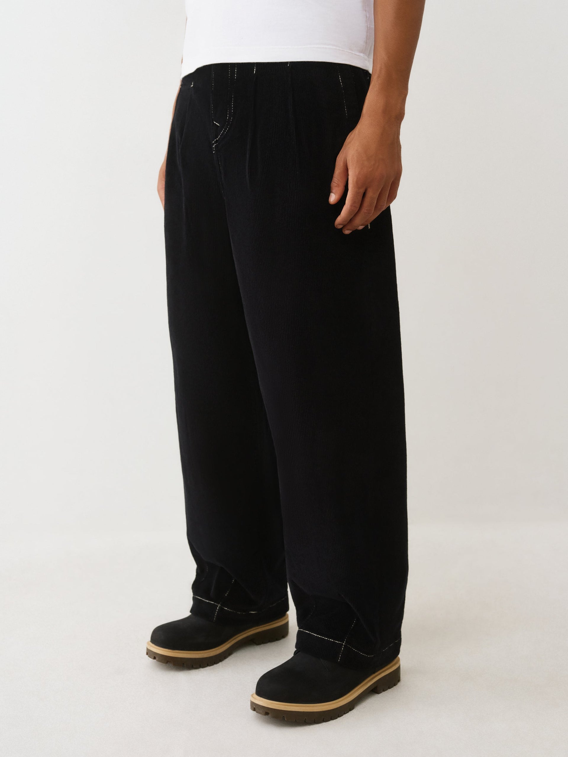 TRUE RELIGION Men Black Cotton Solid Trouser