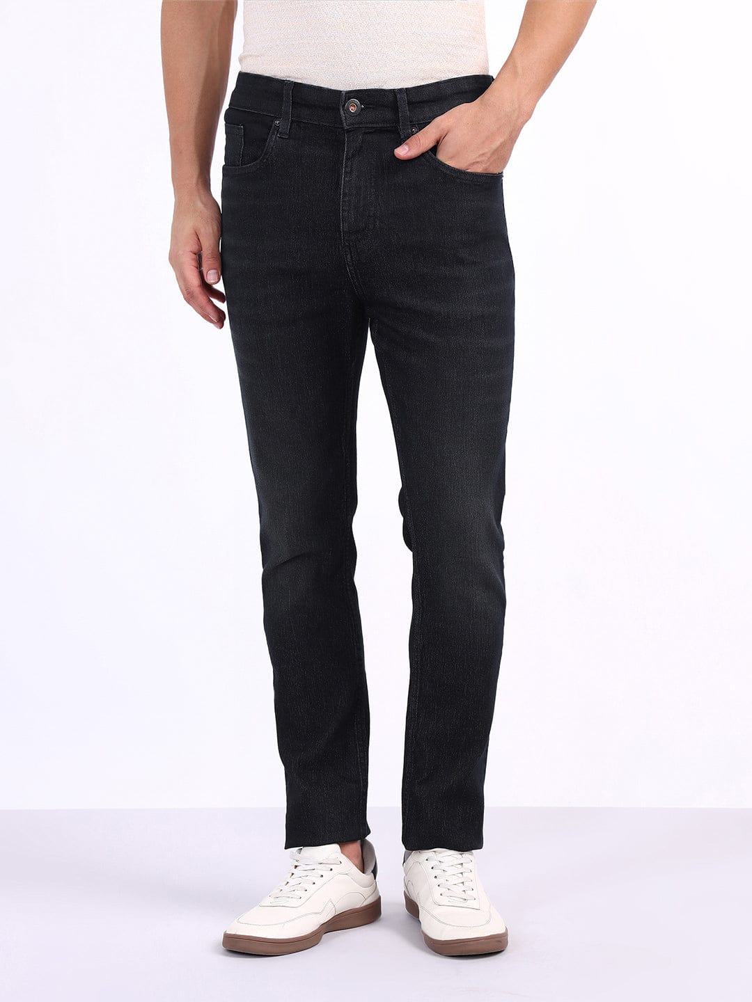 Iconic Men Blue Skinny Fit Solid Jeans