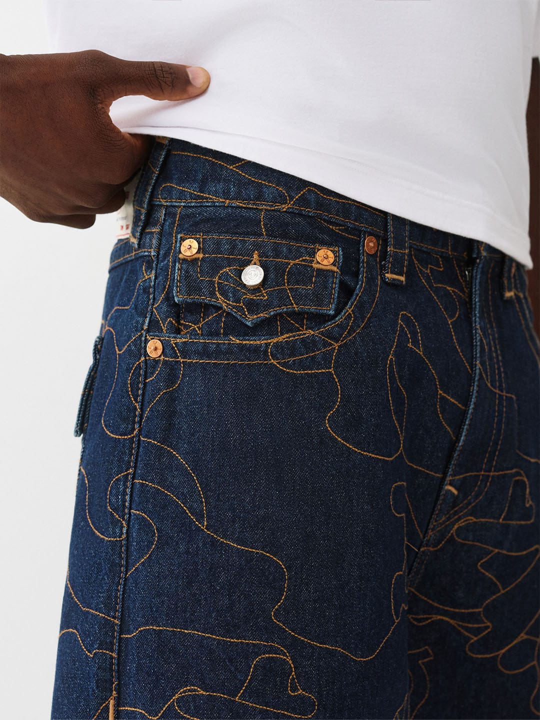 TRUE RELIGION Men Dark Indigo SN Relaxed Fit Jeans