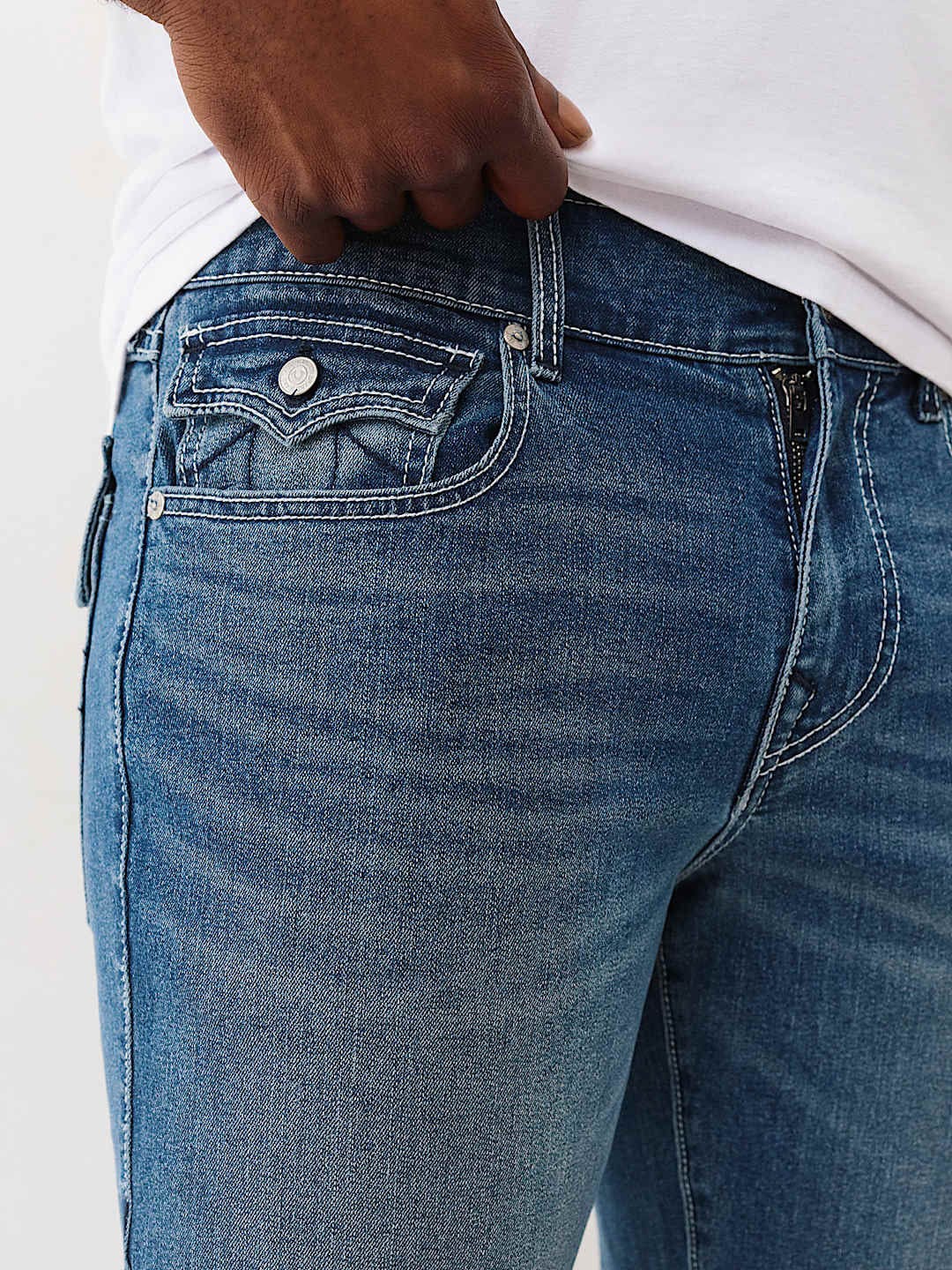 TRUE RELIGION Men Indigo Blue SN Ricky Straight Fit Jeans