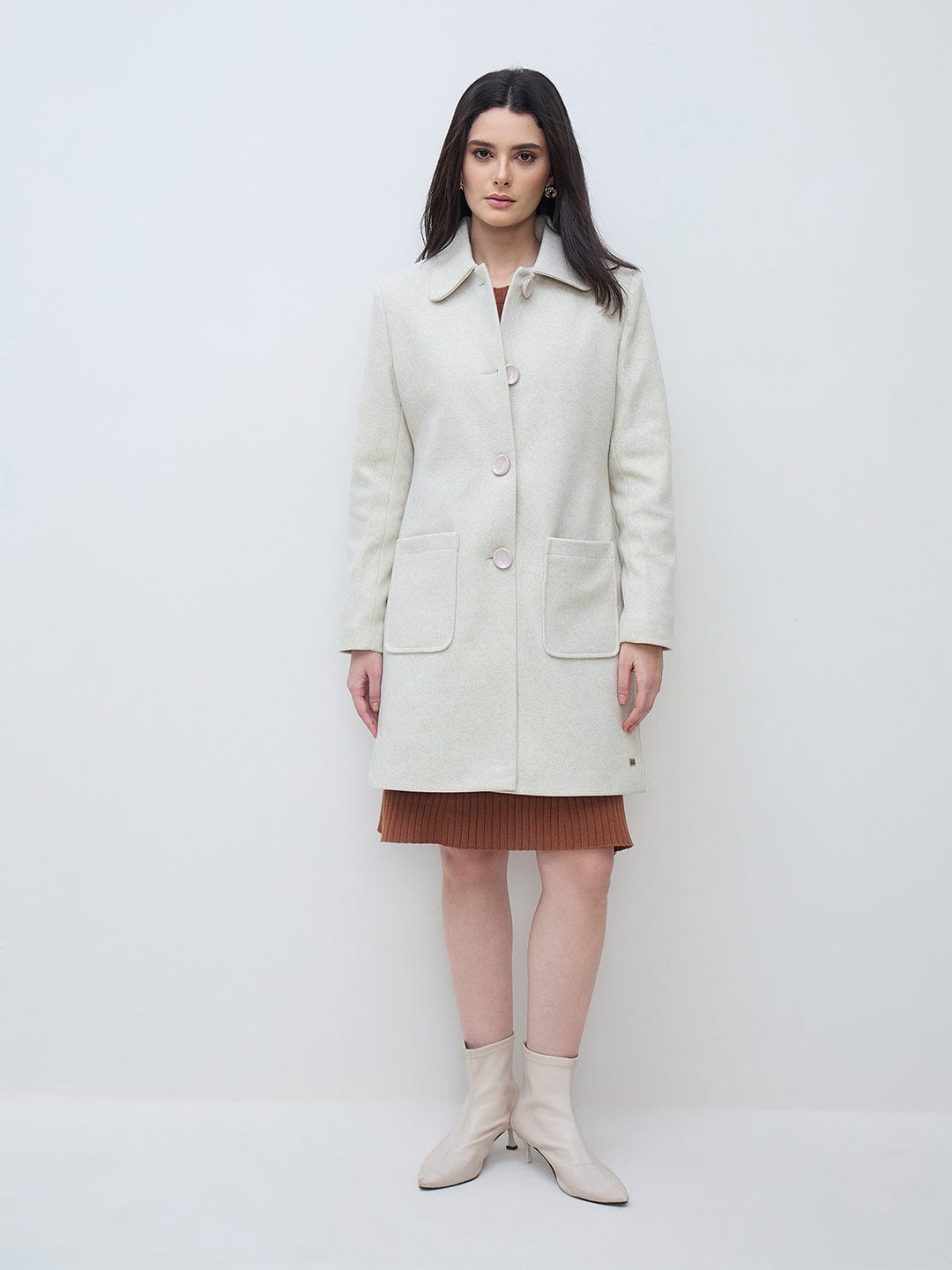 Elle Women Off White Solid Lapel Collar Overcoat