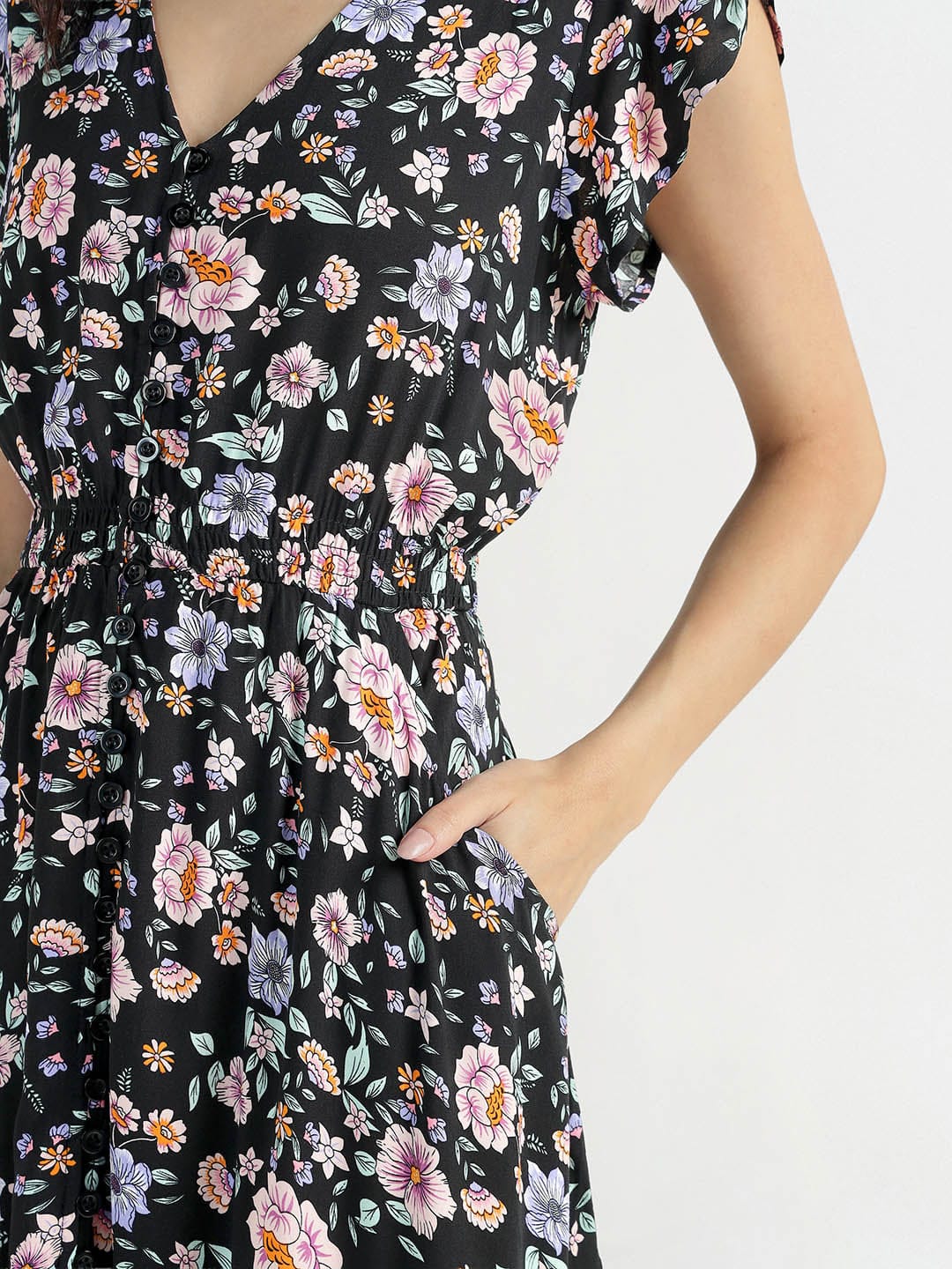 Elle Women Black V Neck Dress