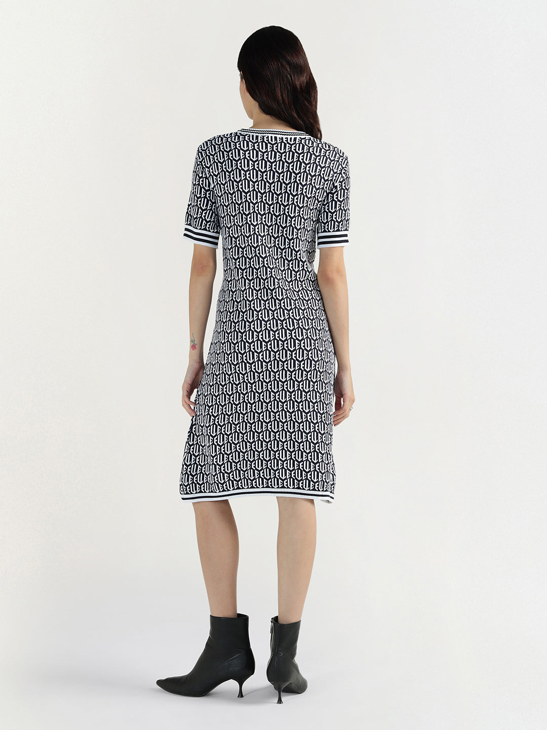 Elle Women Blue Knitted Rib Neck Dress