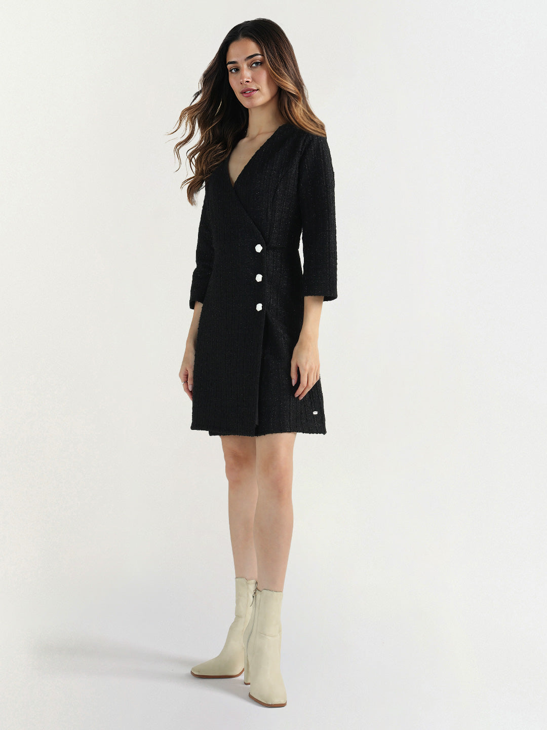 Elle Women Black Solid V Neck Dress