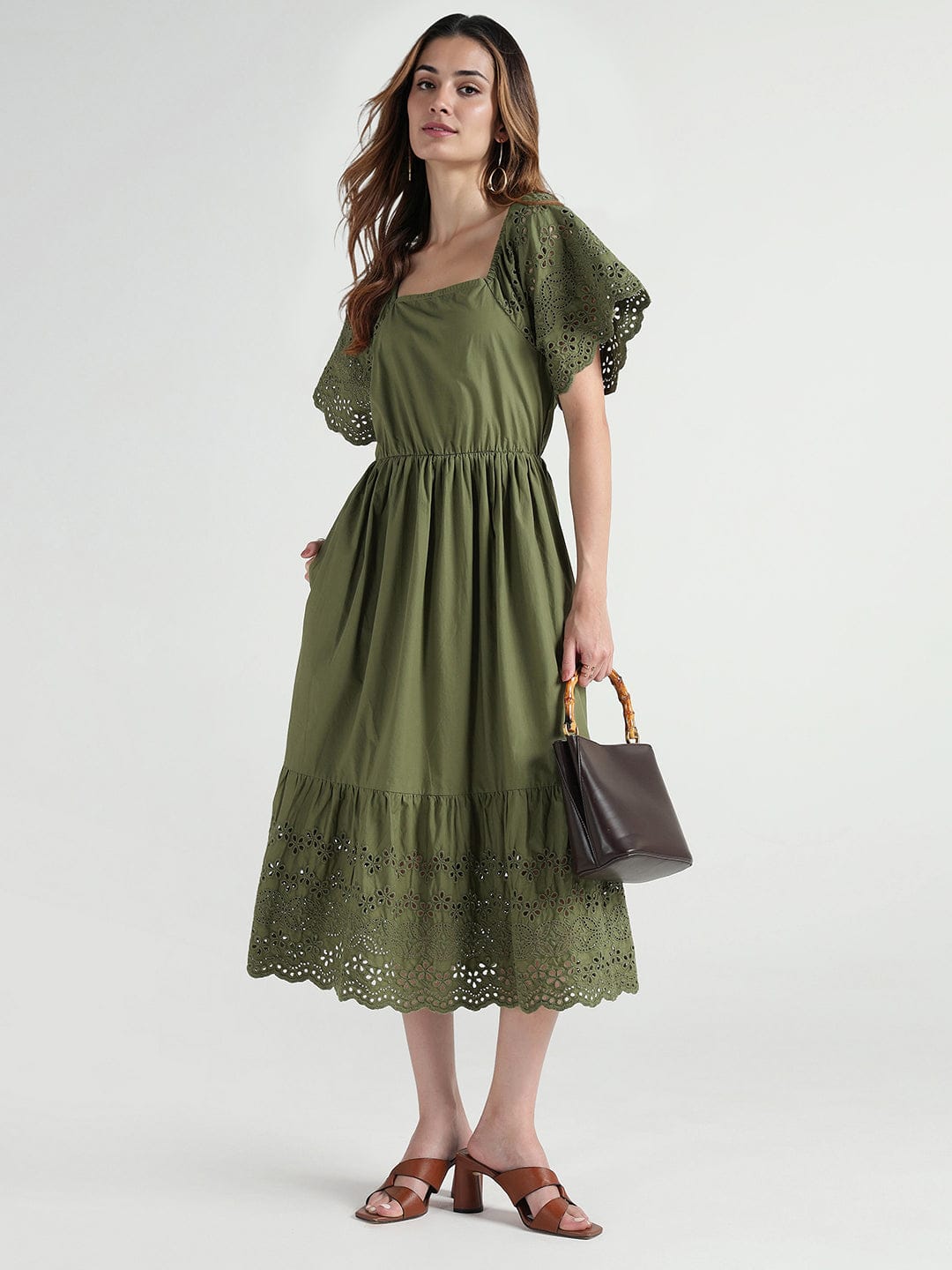 Elle Women Green Plain V Neck Dress