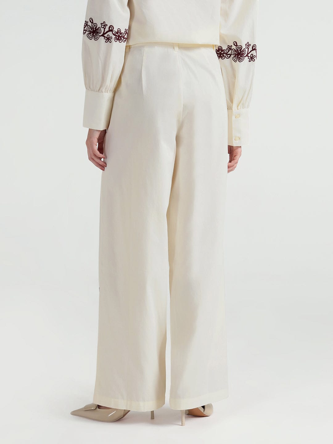 Elle Women Cream Fit And Flare Embroidered Trouser