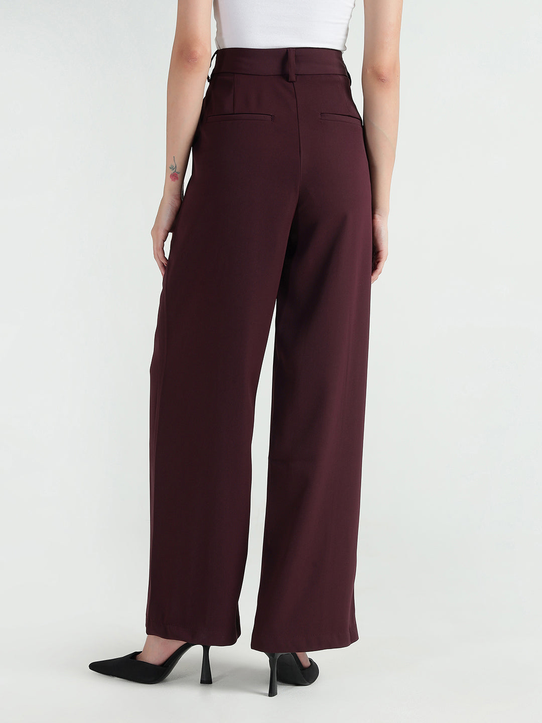 Elle Women Red Fit And Flare Solid Trouser