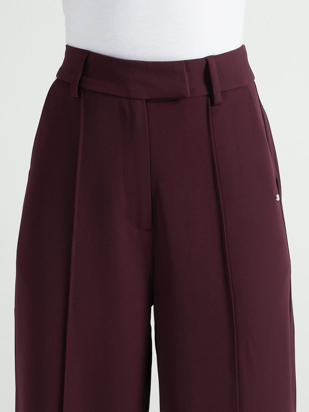 Elle Women Red Fit And Flare Solid Trouser