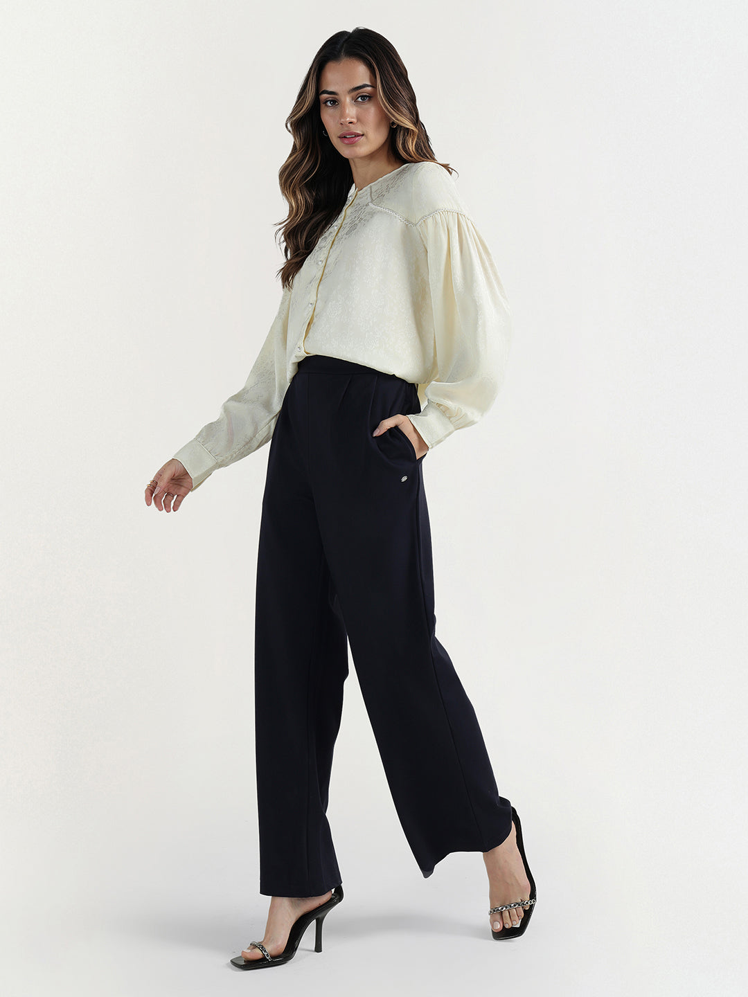 Elle Women Blue Regular Fit Solid Trouser