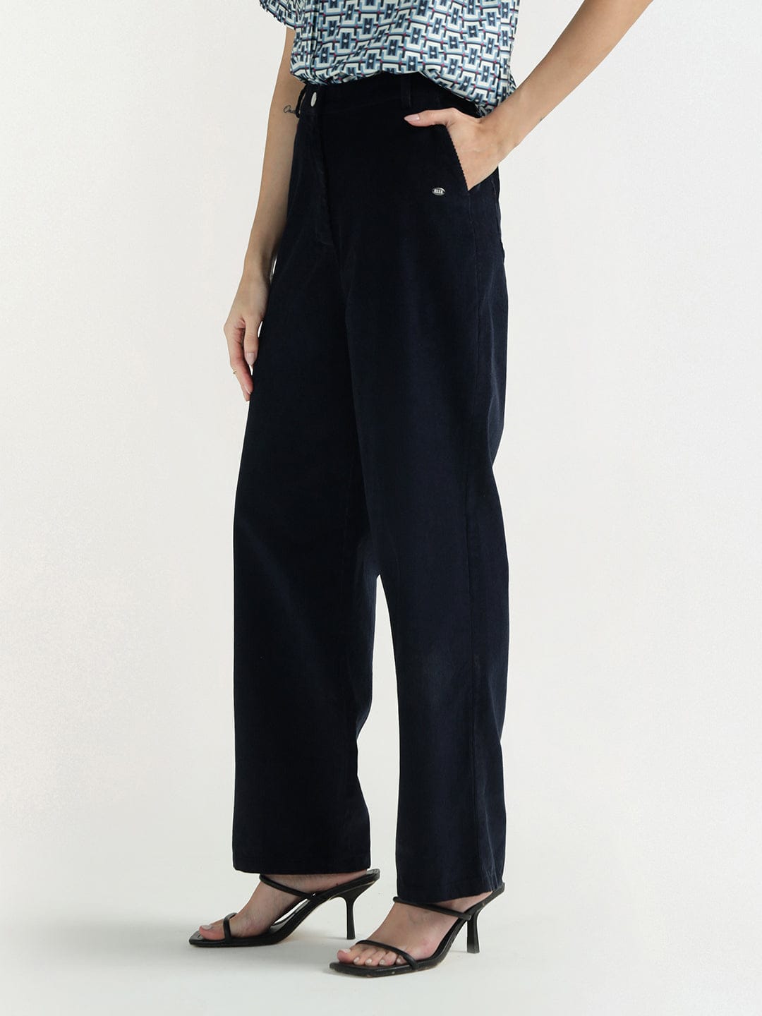 Elle Women Blue Regular Fit Solid Trouser