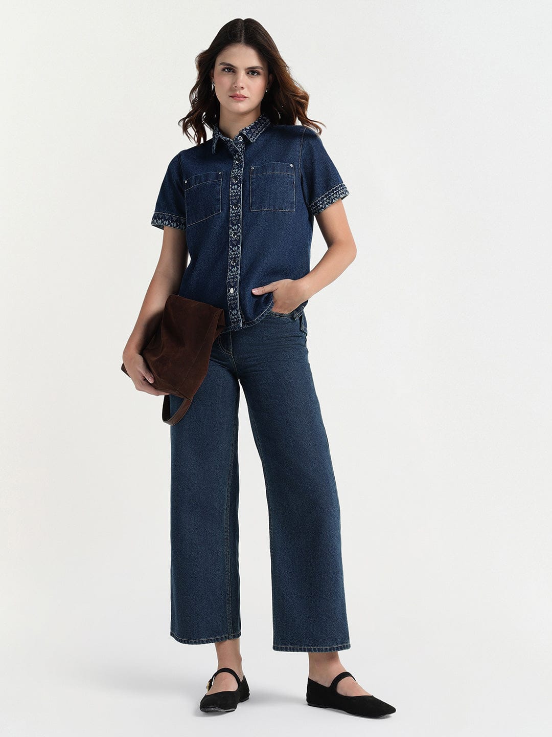 Elle Women Blue Solid Collar Shirt