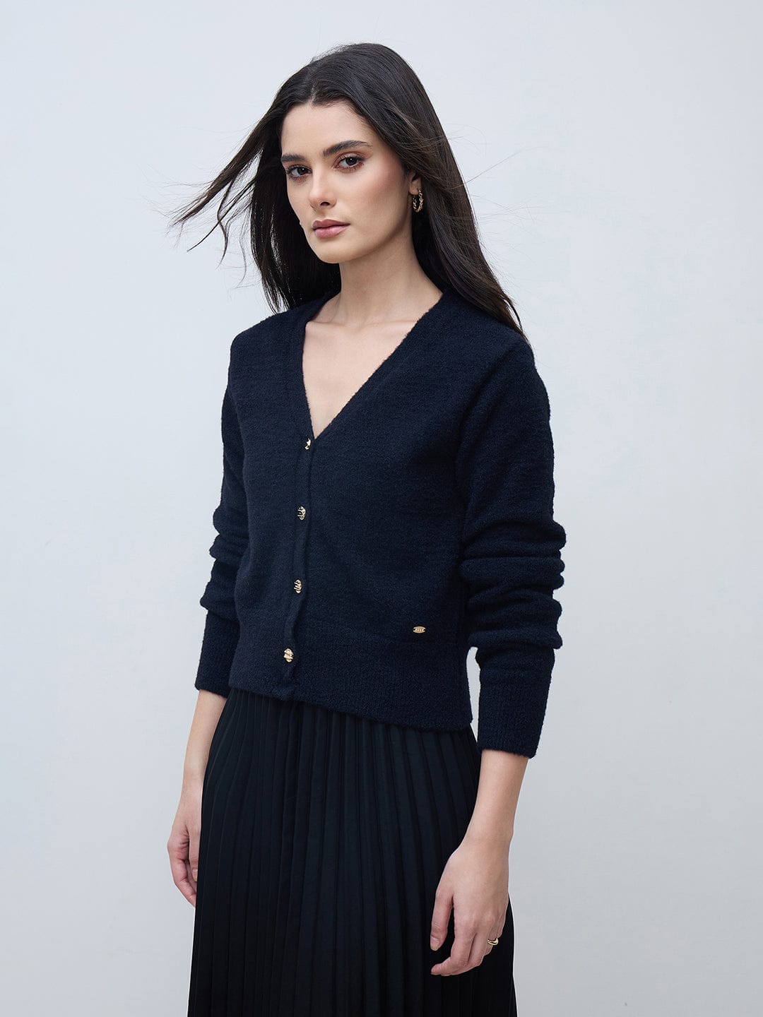 Elle Women Black Textured V Neck Sweater